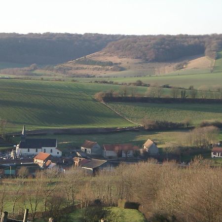 Ferme Des Tilleuls Bezinghem Buitenkant foto